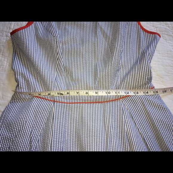 Seersucker, lined dress, size 8 - Picture 9 of 12